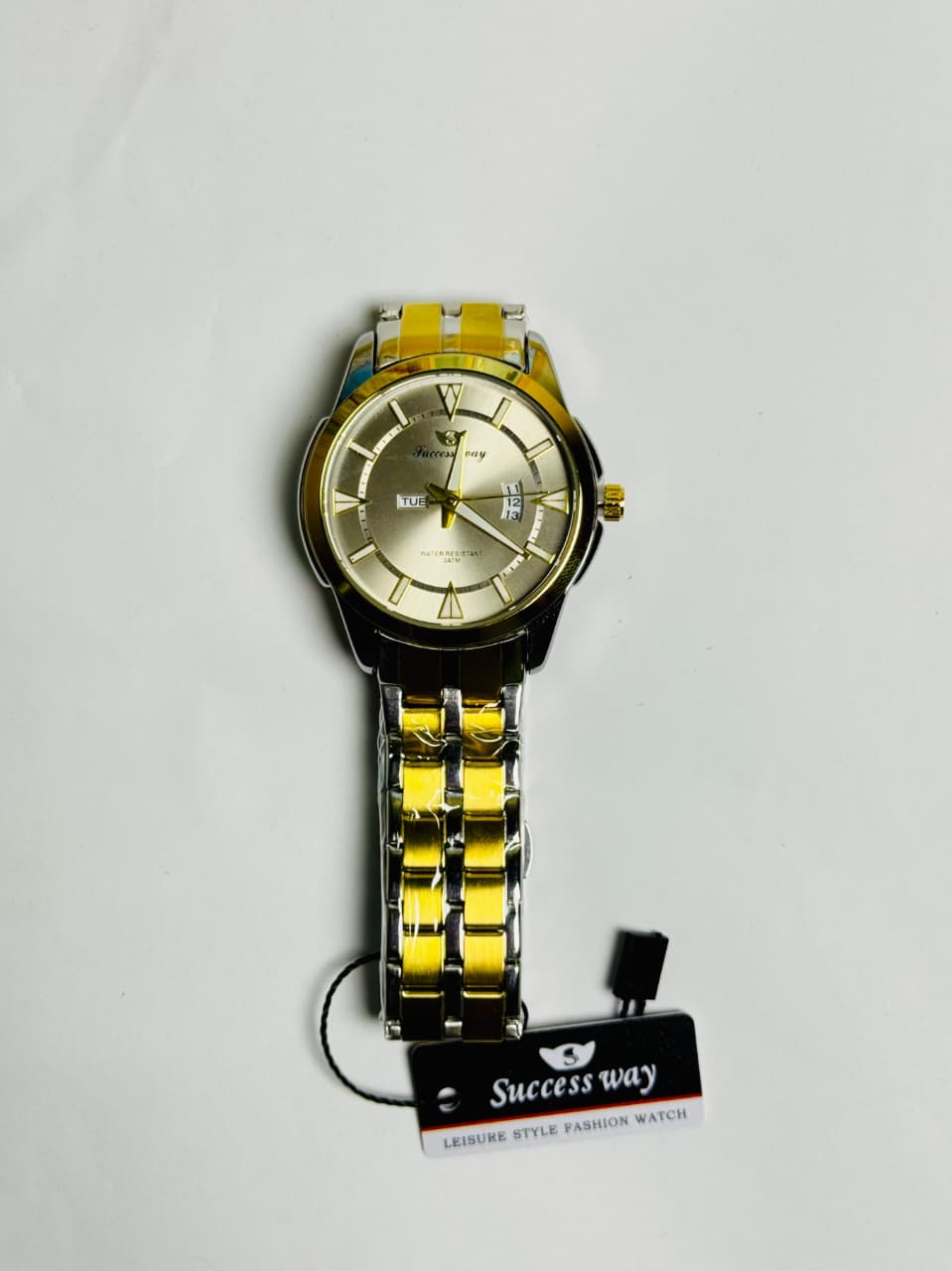 Sucees way men's watch gold and silver day and date